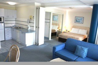 Santa Anne By The Sea - Tourism Canberra 7