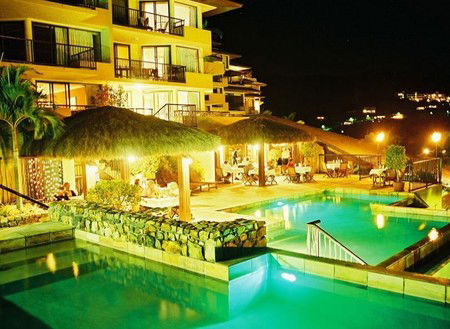 Waters Edge Resort - Tourism Canberra 1