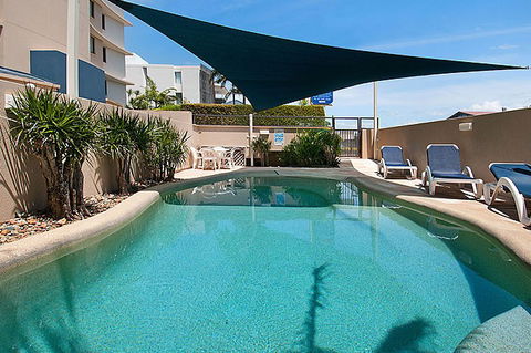 Windward Passage, Golden Beach - Tourism Canberra 0