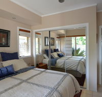 Hastings Cove Holiday Apartments - Tourism Canberra