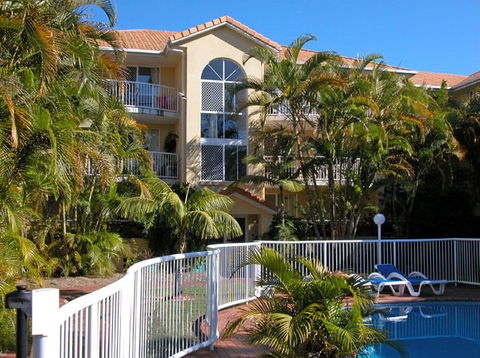 Regent Court Holiday Apartments - Tourism Canberra 3