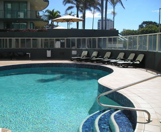 Beachfront Towers - Tourism Canberra 7