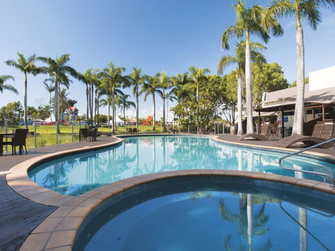 Oaks Oasis - Tourism Canberra 0