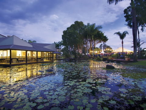 Oaks Oasis - Tourism Canberra 1