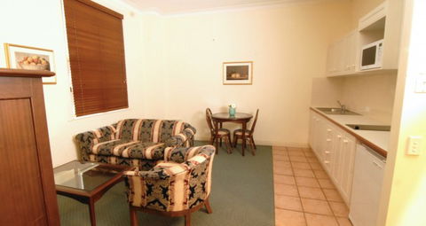 Rothbury On Ann Heritage Apartment Hotel - Tourism Canberra 1
