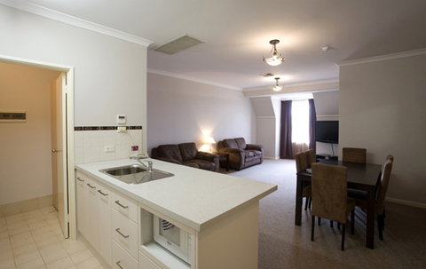 Regal Apartments - Tourism Canberra 1