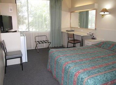  Tourism Canberra