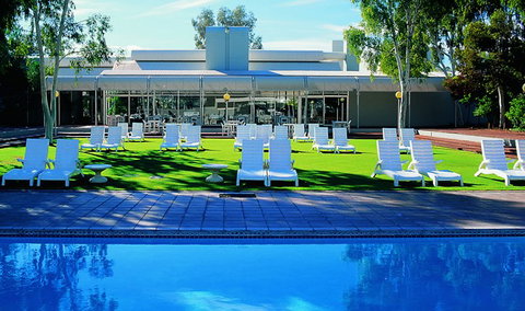 Desert Gardens Hotel - Tourism Canberra 1