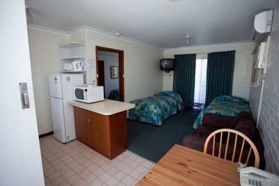 Brownelea Holiday Apartments - Tourism Canberra 10
