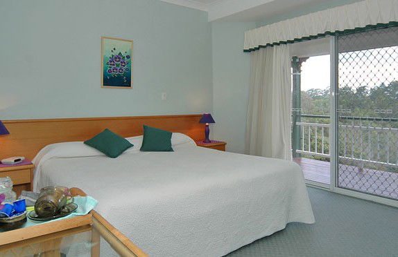  Tourism Canberra