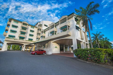 Cairns Sheridan Hotel - Tourism Canberra 0