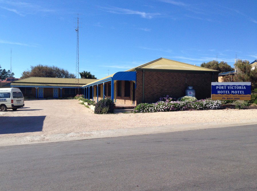  Tourism Canberra