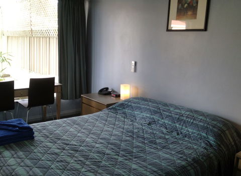 City West Motel - Tourism Canberra 7