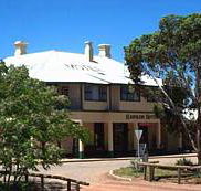 Hawker Hotel Motel - Tourism Canberra