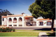 El Toro Motel - Tourism Canberra 0