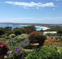 Emu Bay Holiday Homes - Tourism Canberra