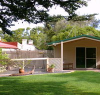 Shiralea Country Cottage - Tourism Canberra