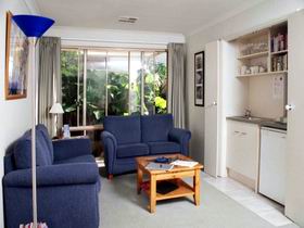 Bellevue Bed & Breakfast - Tourism Canberra 0