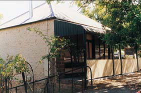 Wild Olive Cottage - Tourism Canberra 0