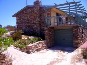 Kangaroo Island Beach Retreat - Tourism Canberra 0