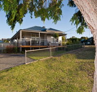 Serenity Holiday House - Tourism Canberra