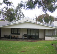 Naracoorte Cottages - Pinkerton Hill - Tourism Canberra