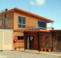 Shboo Shelly Beach Lodge - Tourism Canberra