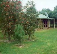 Murray's Country Cottages - Tourism Canberra