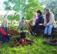 Sleepy Hollow Farm Cottage - Tourism Canberra