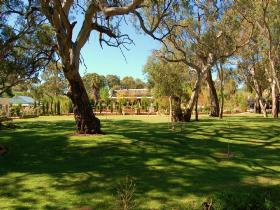 Jacobs Creek Retreat At Moorooroo Park - Tourism Canberra 0