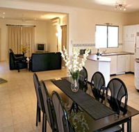 Riverwalk Retreat Karinga Park - Tourism Canberra