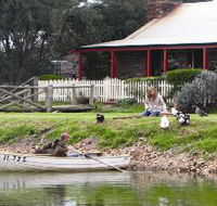 Stonewell Cottages and Vineyards - Tourism Canberra