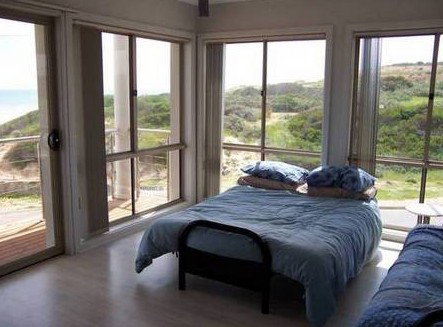 Christies Seahorse - Tourism Canberra 1