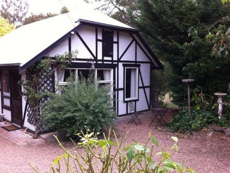 Riddlesdown Cottage - Tourism Canberra 1
