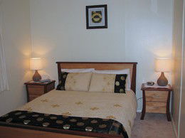 Louth Bay Holiday Apartment - Tourism Canberra 2