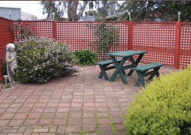 Louth Bay Holiday Apartment - Tourism Canberra 3