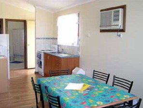 Seabreeze Accommodation - Tourism Canberra 4
