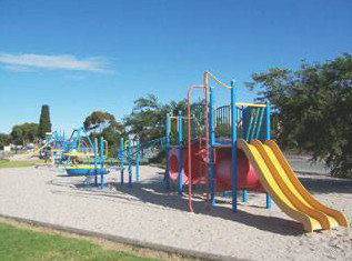 Stansbury Villas - Tourism Canberra 3