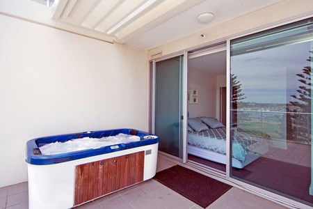 Glenelg Gateway Apartment .com - Tourism Canberra 2