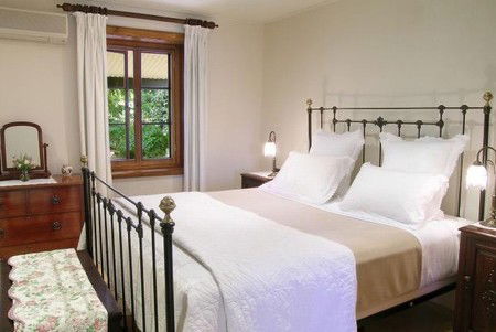 Seppeltsfield Vineyard Cottage - Tourism Canberra 2
