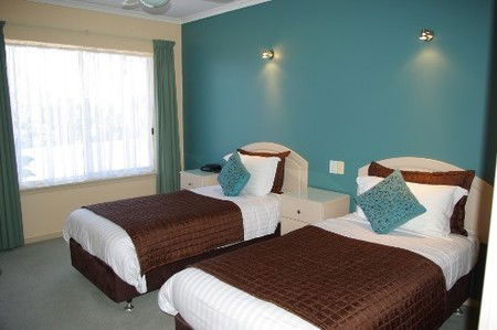 Lake View Apartments - Tourism Canberra 4
