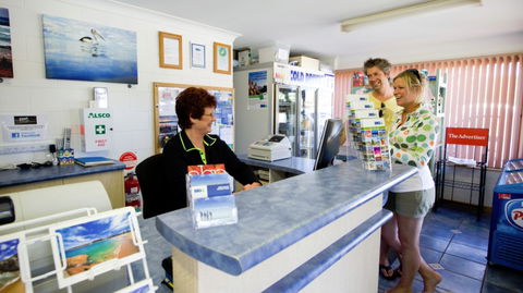 Port Elliot Holiday Park - Tourism Canberra 1
