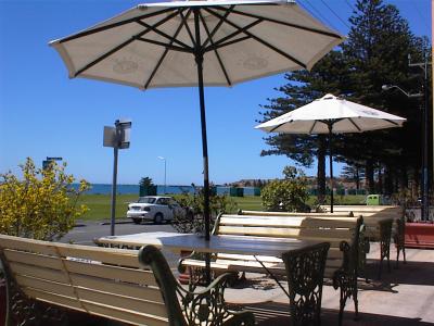 Anchorage At Victor Harbor Seafront Hotel - Tourism Canberra 0