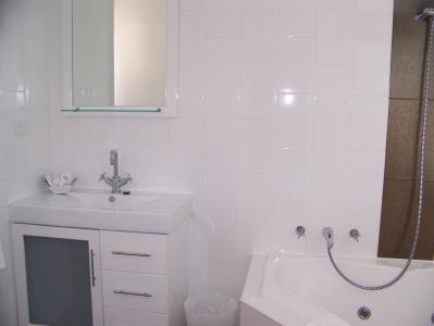 Anchorage At Victor Harbor Seafront Hotel - Tourism Canberra 3