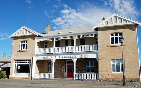 Port Elliot Beach House YHA - Tourism Canberra 0