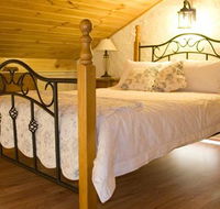 The Old Oak Bed and Breakfast - The Barn - Tourism Canberra