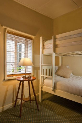 Stirling House - Tourism Canberra 4