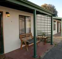 Moonta Bay Road Cabins and Cottages - Tourism Canberra