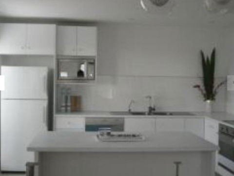 Kingston Shore Villas - Tourism Canberra 1