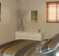 Luxury Vineyard Cottage on Pike River Lyrup - Tourism Canberra